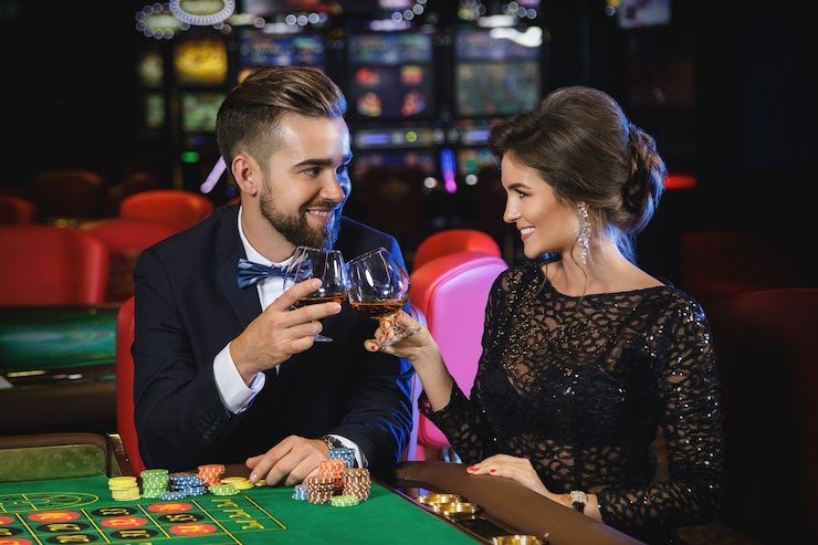 Meja Texas Poker langsung dengan dealer profesional di studio juragangame